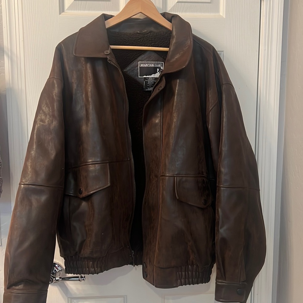 VINTAGE FAUX LEATHER JACKET